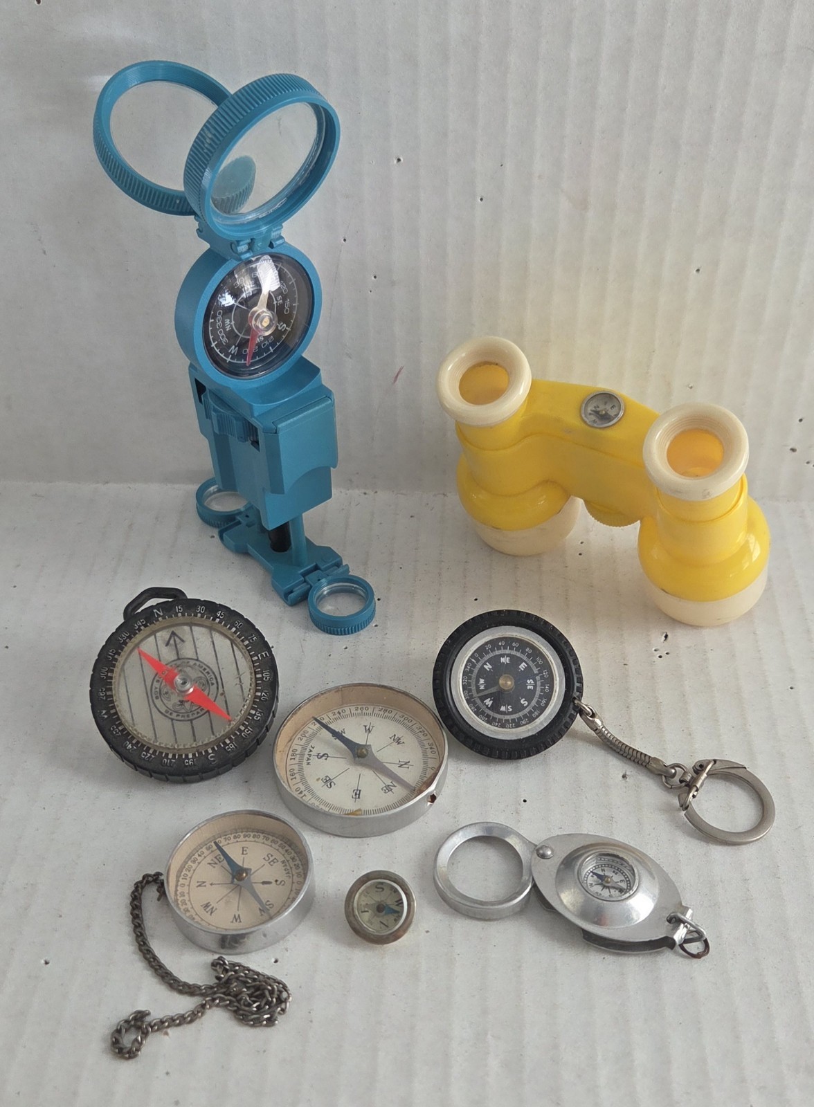 VINTAGE COMPASS LOT MAGNIFYING GLASS NAVIR ITALY OPTIC WONDER JAPAN BOY SCOUT