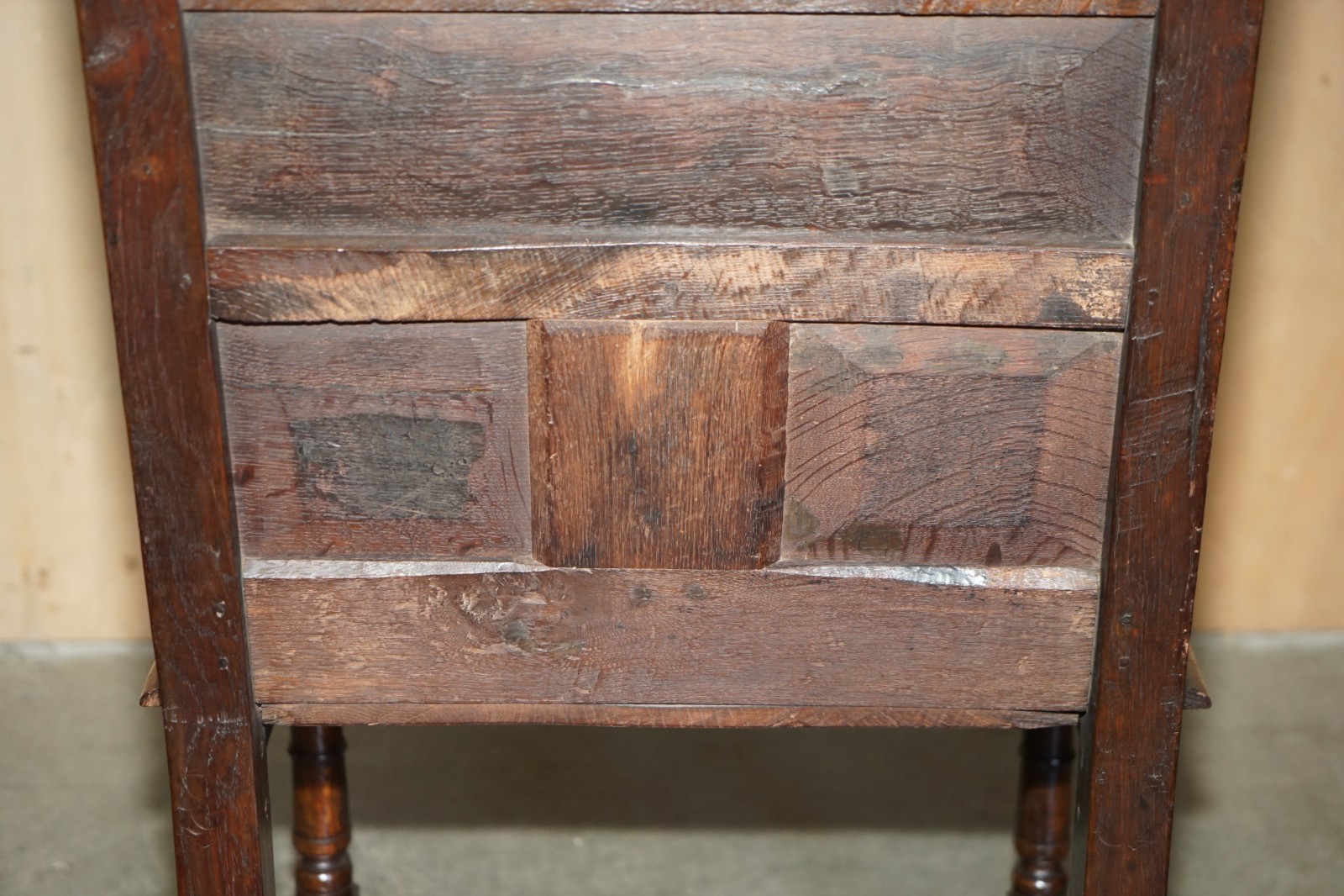 ANTIQUE EXCEPTIONALLY RARE 1677 DATED JOHN HALL ARMCHAIR NORTHERN ENGLAND OAK