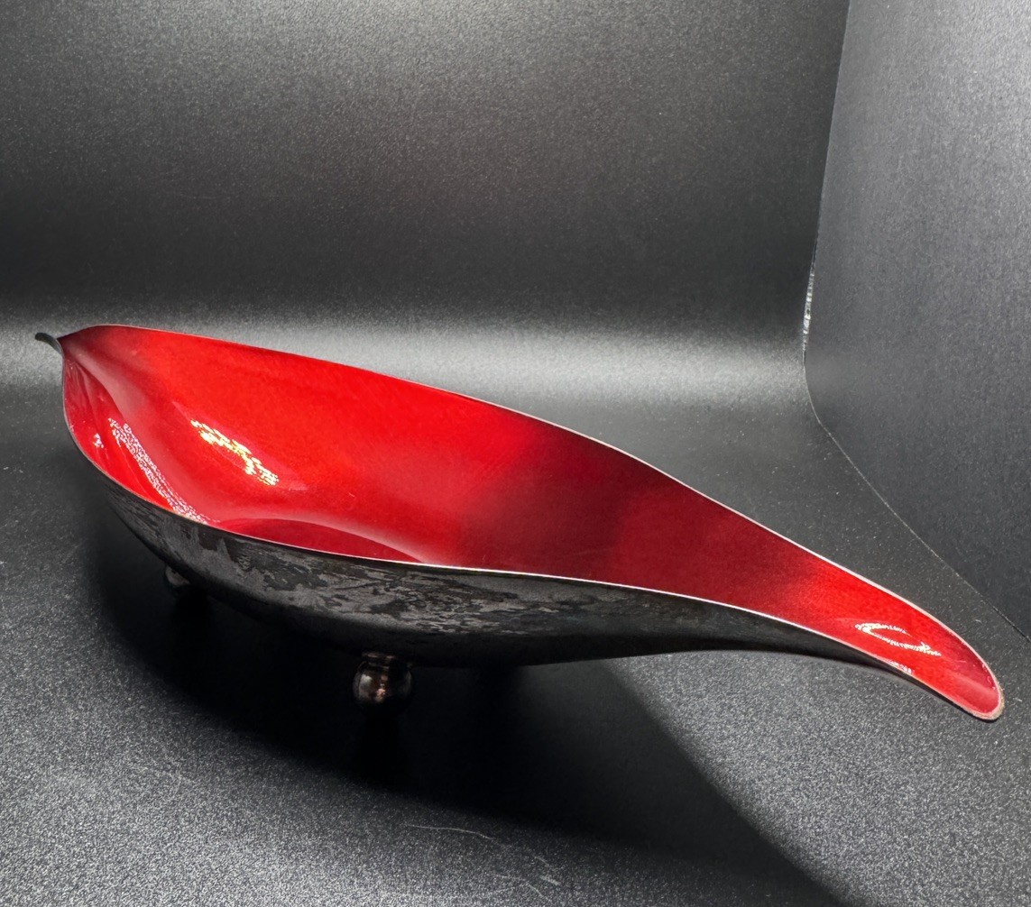 Vintage Wallace Red Enamel Silver Plate Dish Bowl Bling Leaf Shape 4.5×12” MCM
