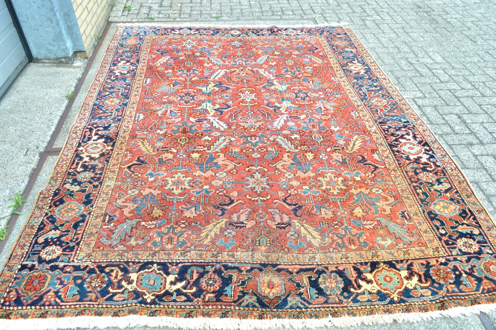RARE WONDERFUL ALLOVER BLOSSOM ANTIQUE SERAPI HERIZ RARE SIZED RUG circa 1900’s