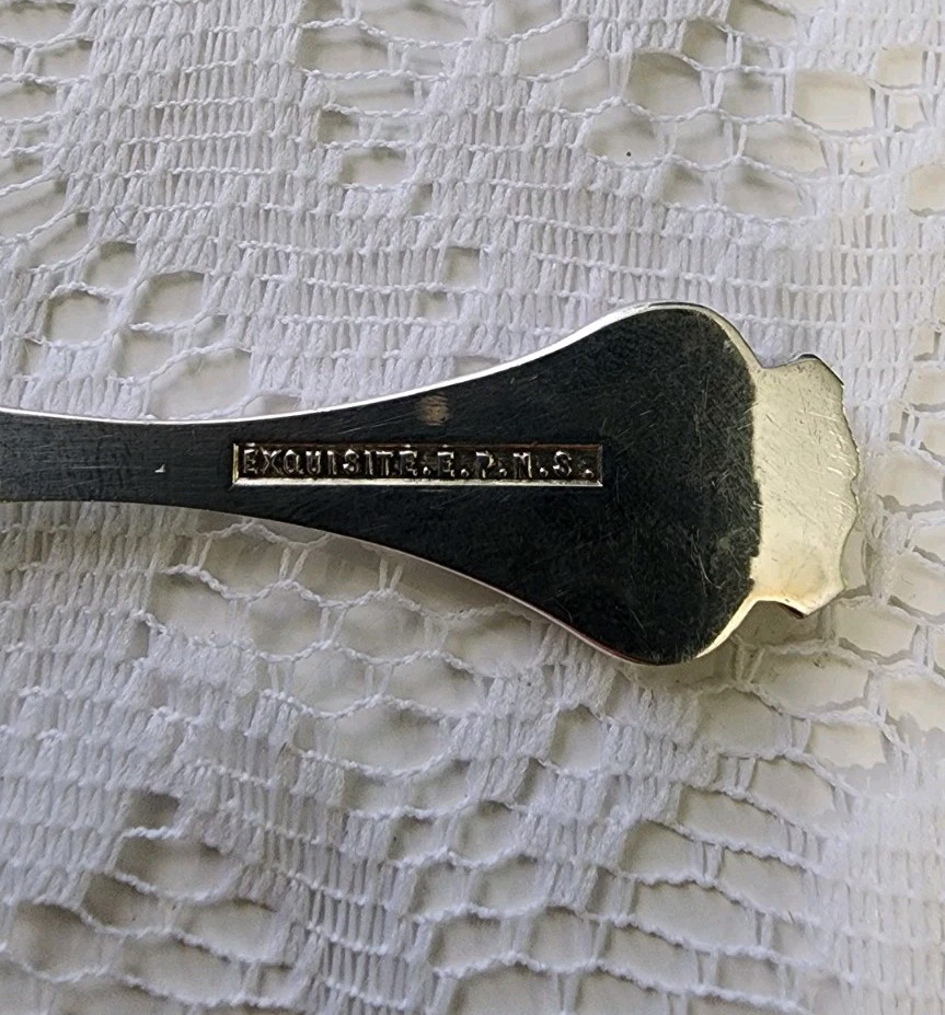 😎 EXQUISITE E.P.N.S. ST JOHNS NEWFOUNDLAND VTG SOUVENIR SHELL BON BON SPOON🍬