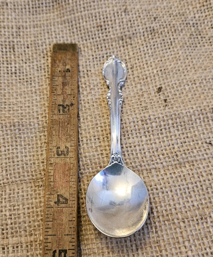 Vintage Roger’s Bros Baby Spoon Reflections Pattern Silverplate FREE SHIPPING
