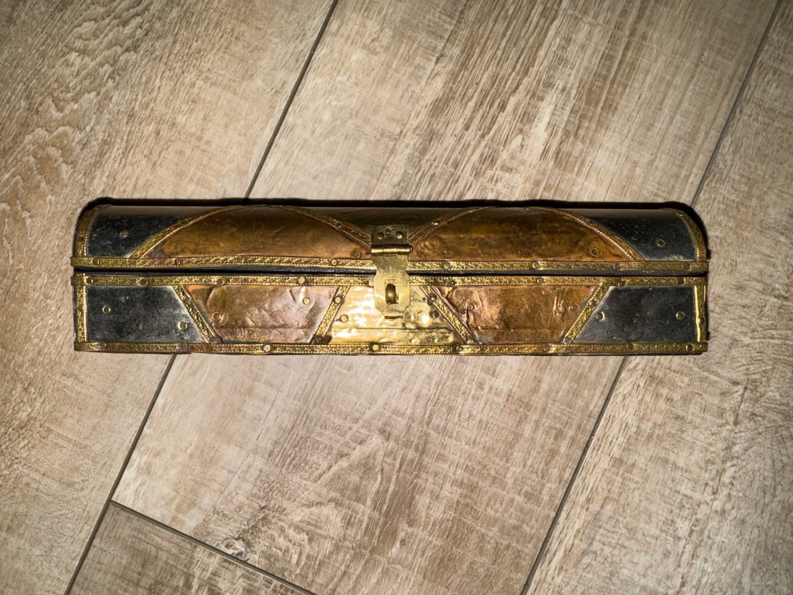 Vintage Decorative Small Pencil Box – Indian Brass Fitted Jewelry Box