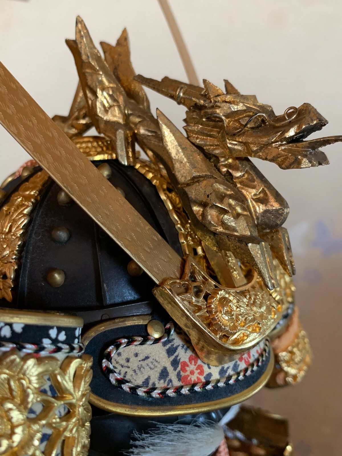 69cm SAMURAI Japanese YOROI NINGYO KABUTO Mini GOGATSU Armor Suit