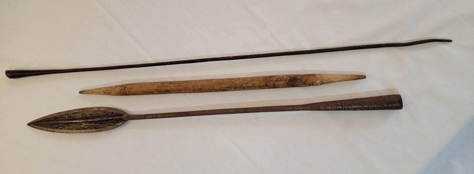 Vintage Kenyan Masai Lion Protection Spear With Handle Complete 70″ Tall