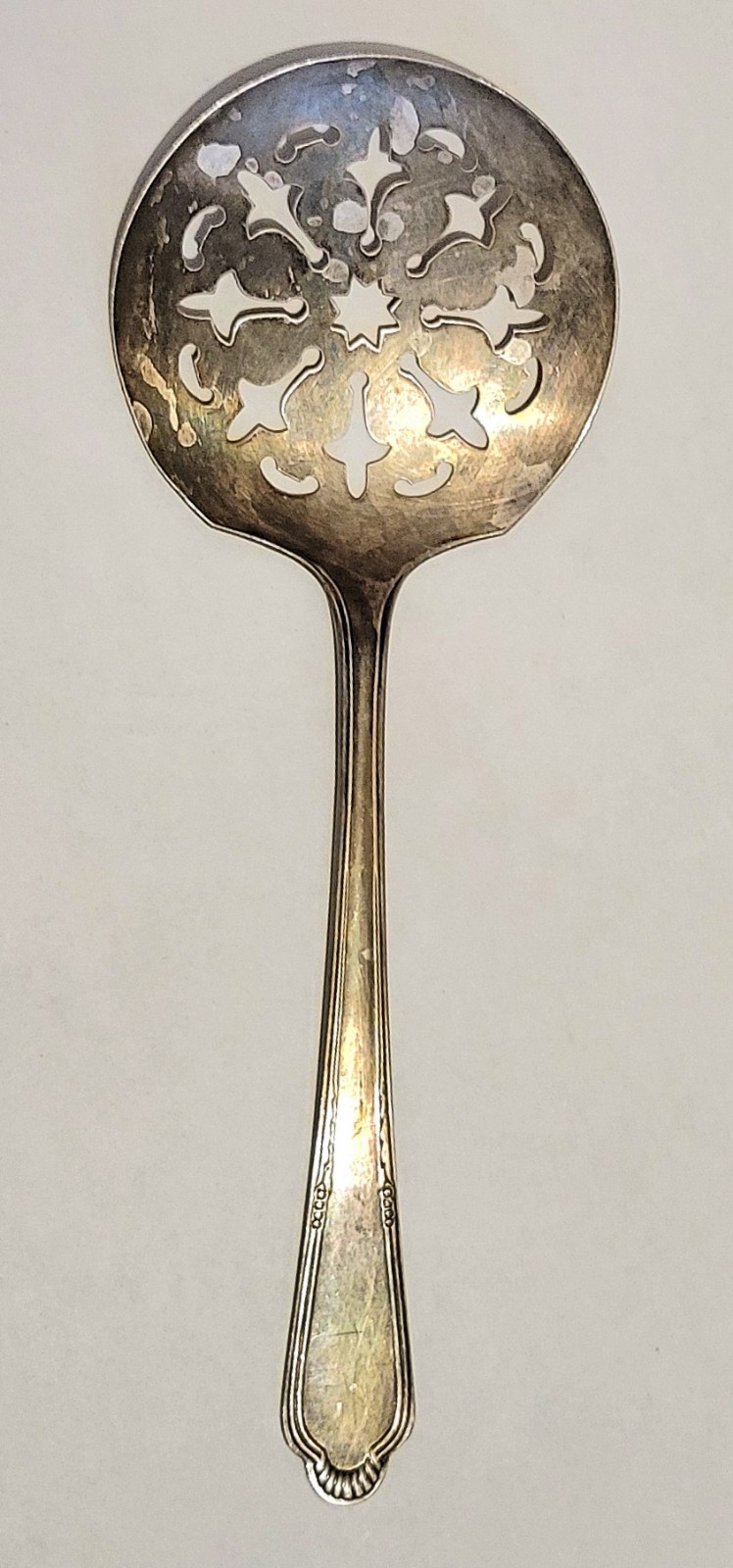 Vintage WM Rogers Original Silver Plated Peirced Slotted Tomato Serving Spoon