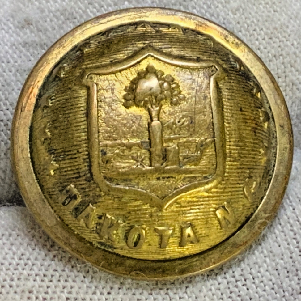 AUTHENTIC DAKOTA TERRITORY NATIONAL GUARD BRASS 3pc STAFF BUTTON 23mm 1876-1889