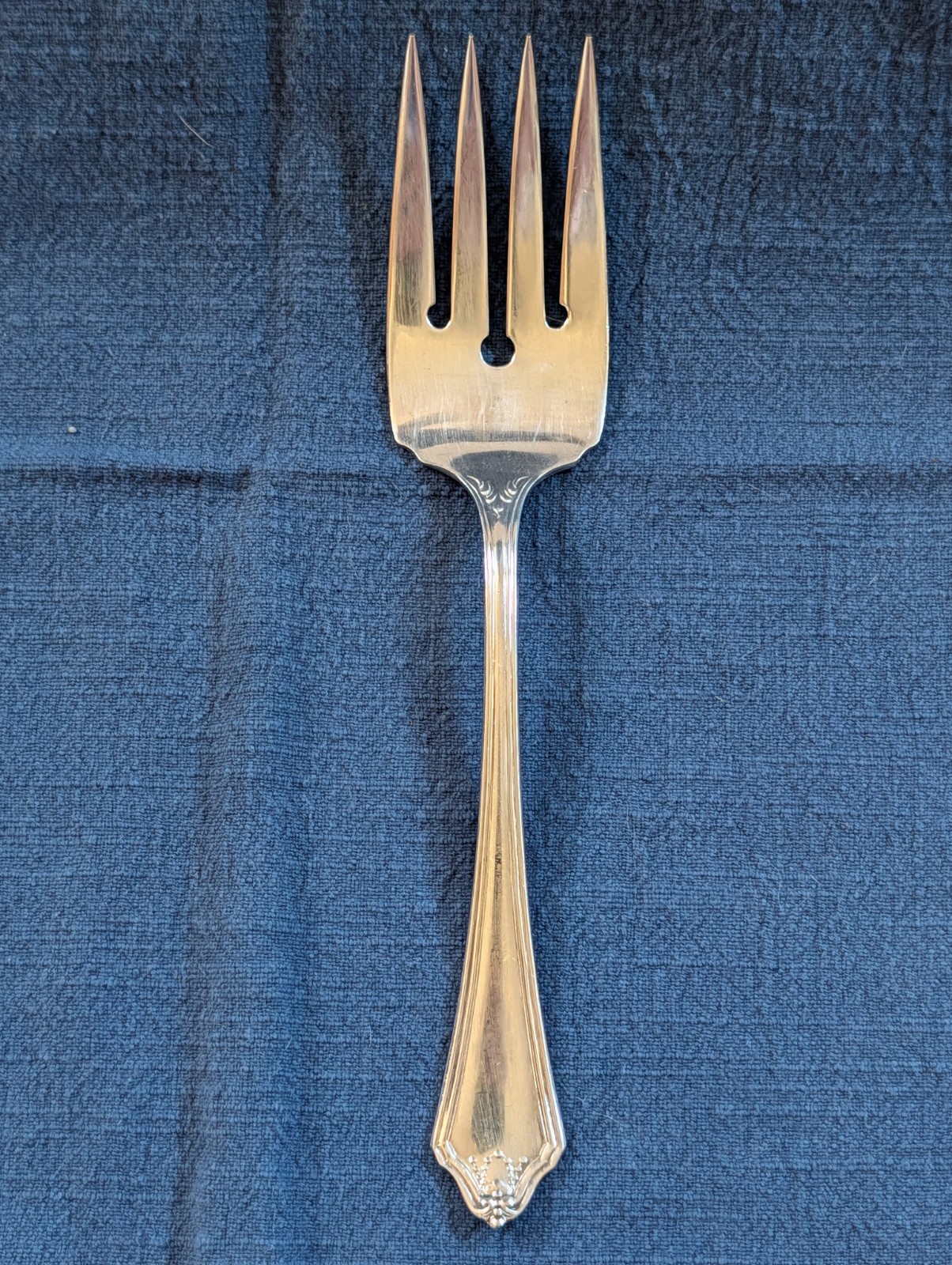 RARE VTG Queen’s Plate McGlashan Clarke MG3 Meat Serving Fork 7.75″ Silver