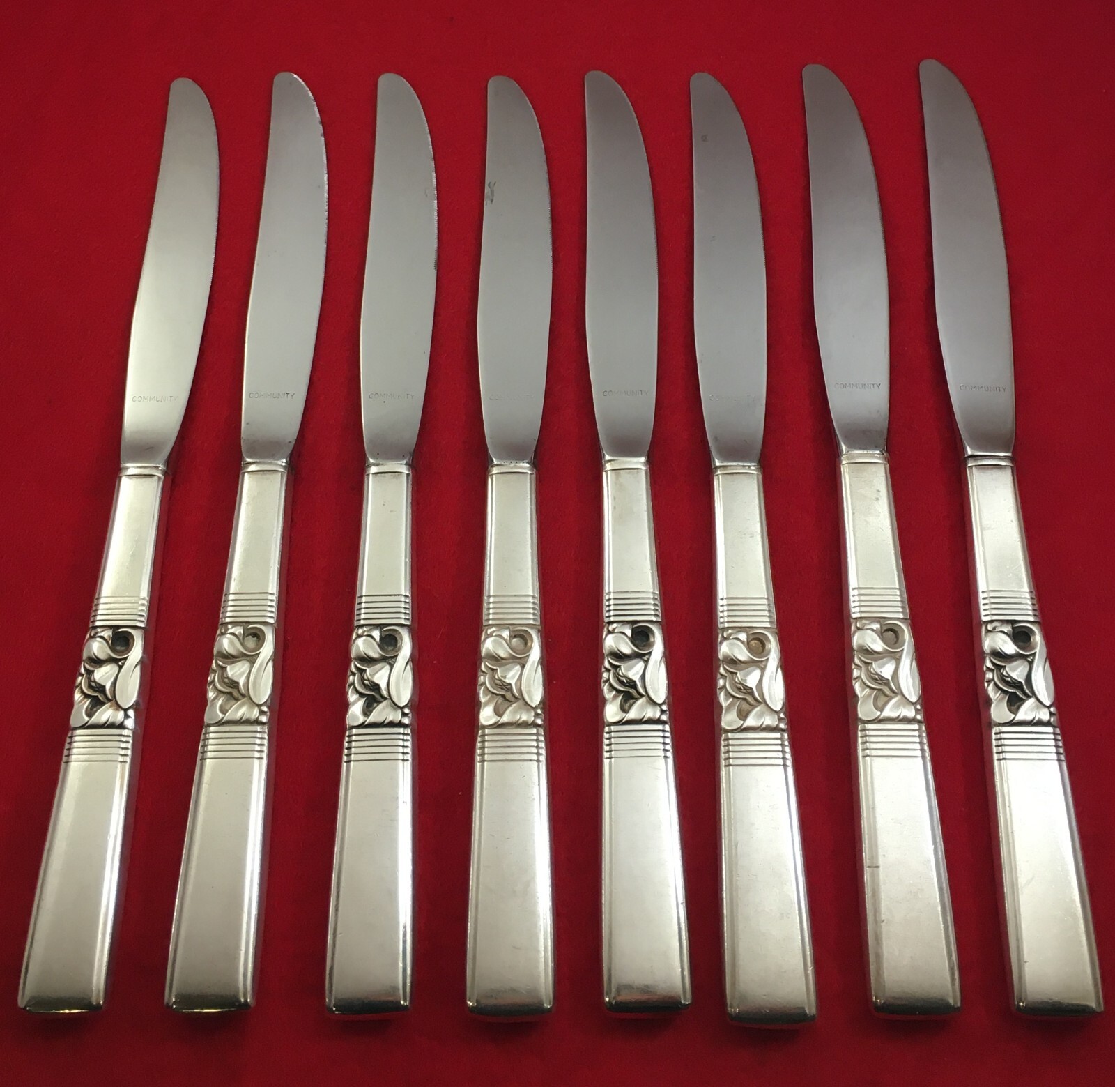 8 pcs Oneida Community Morning Star Silverplate Dinner Knives 9 1/8″