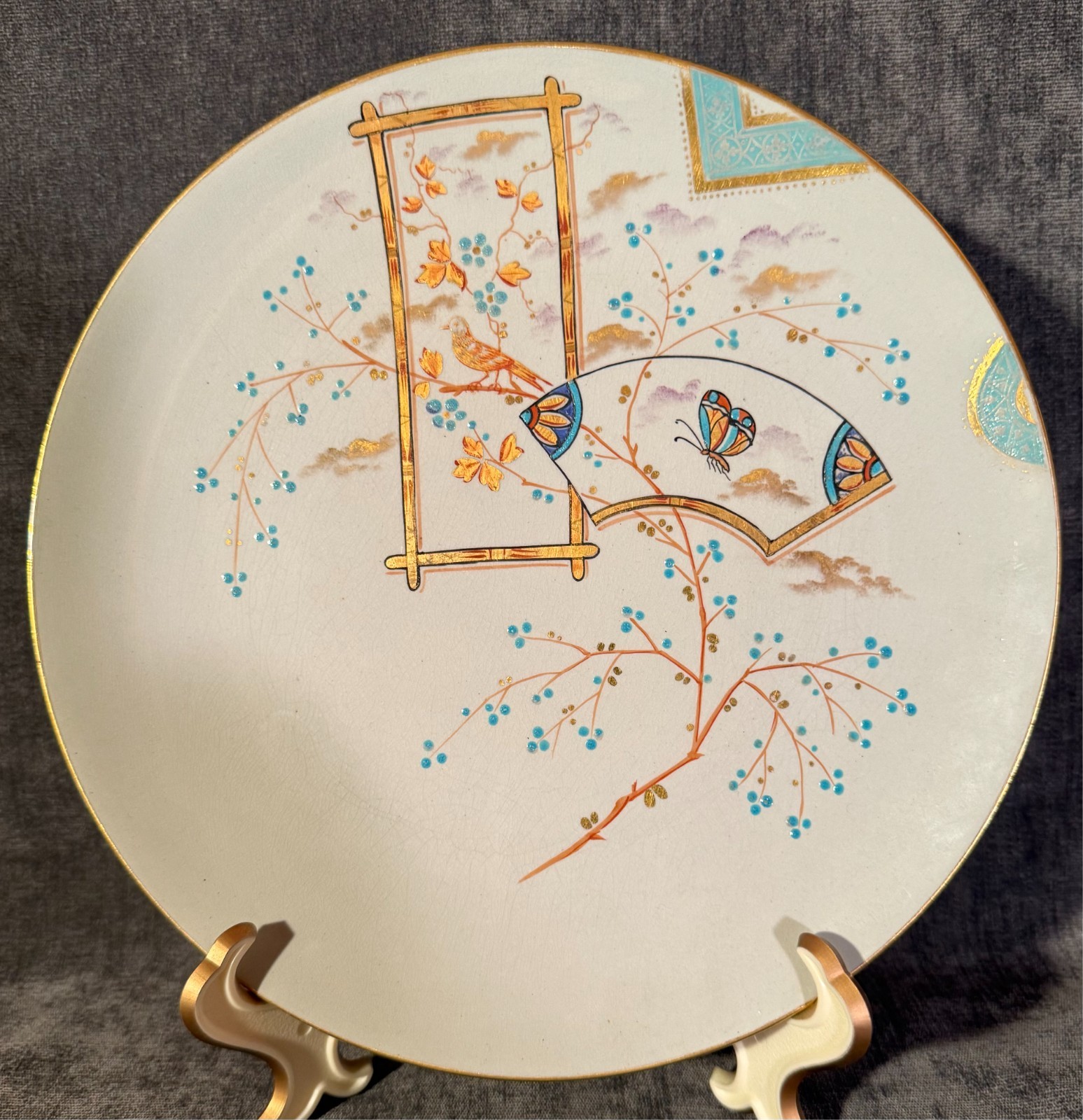 Pair Unknown English Japonesque Celadon Kakiemon Style Cabinet Plates