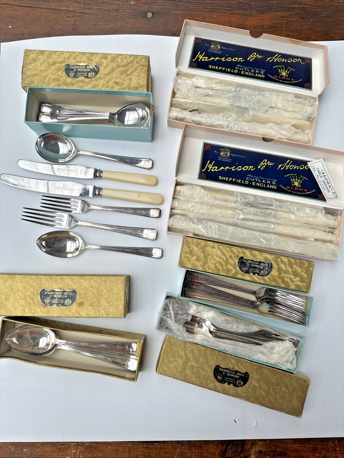 Vintage 42 piece Art Deco Harrison Bros & Howson Cutlery Set 1930’s UNUSED BOXED