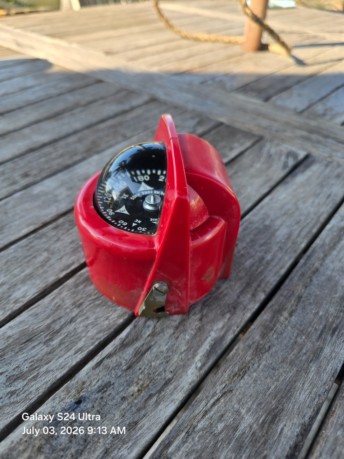 E. S. Ritchie Explorer Compass Boston Whaler
