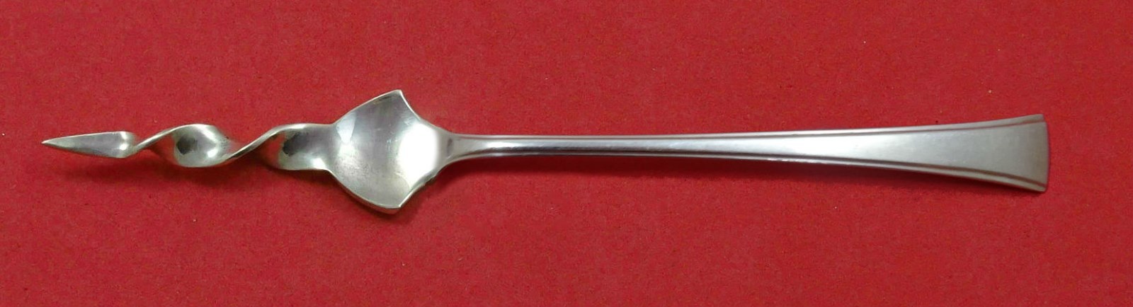 Tranquility by International Sterling Silver Butter Pick Twisted 5 3/4″ Custom