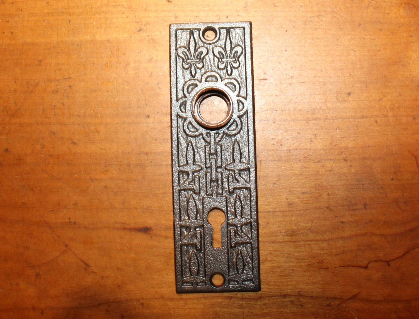 Antique Cast Iron Mallory Wheeler Escutcheon Matches H-24400 Knob C:1885 S-114