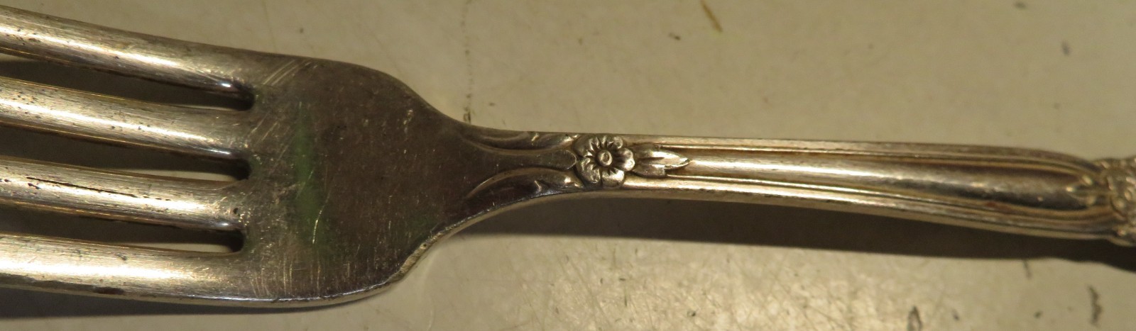Vintage Wm A Rogers Oneida Ltd Valley Rose Silver-plated 7 Pc Mixed Lot Fork Kni