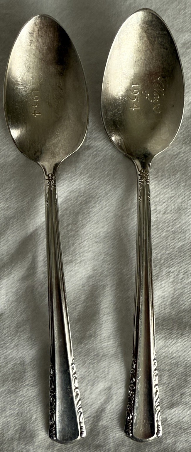Holmes & Edwards May Queen 10 Teaspoons Vintage 1951 ENGRAVED CLASS OF 1954