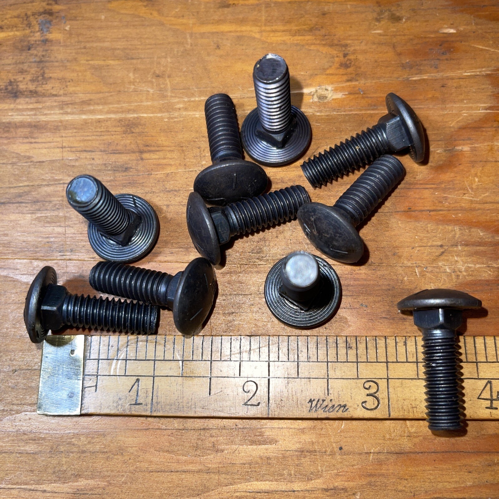 5/16 X 1 Carriage Bolt Full Thread Grade 5 Plain No Plating