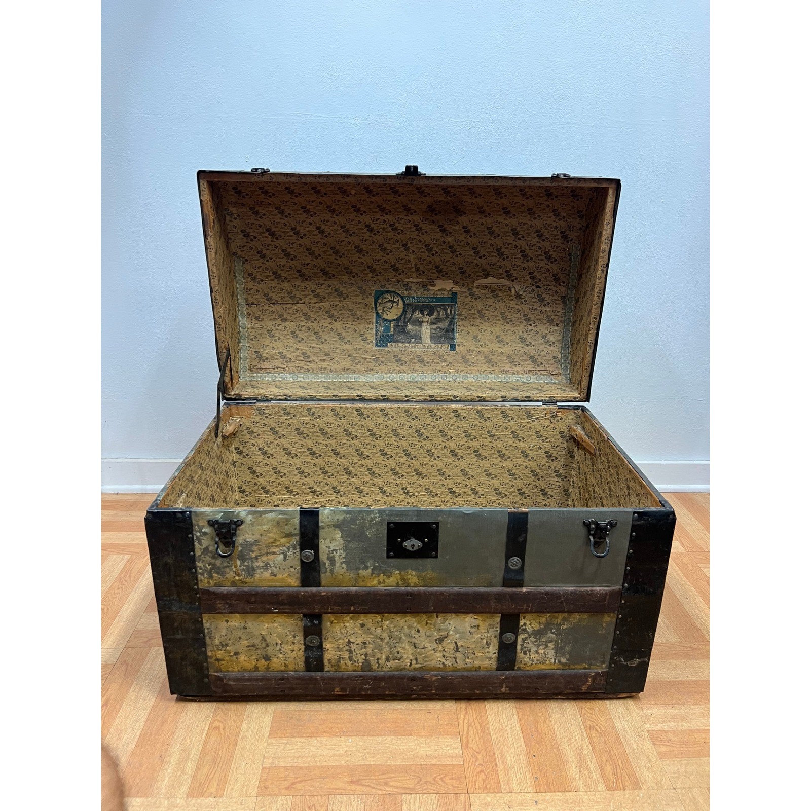 Antique Victorian Camelback Steamer Trunk Wood Metal Storage Chest Vintage Hump