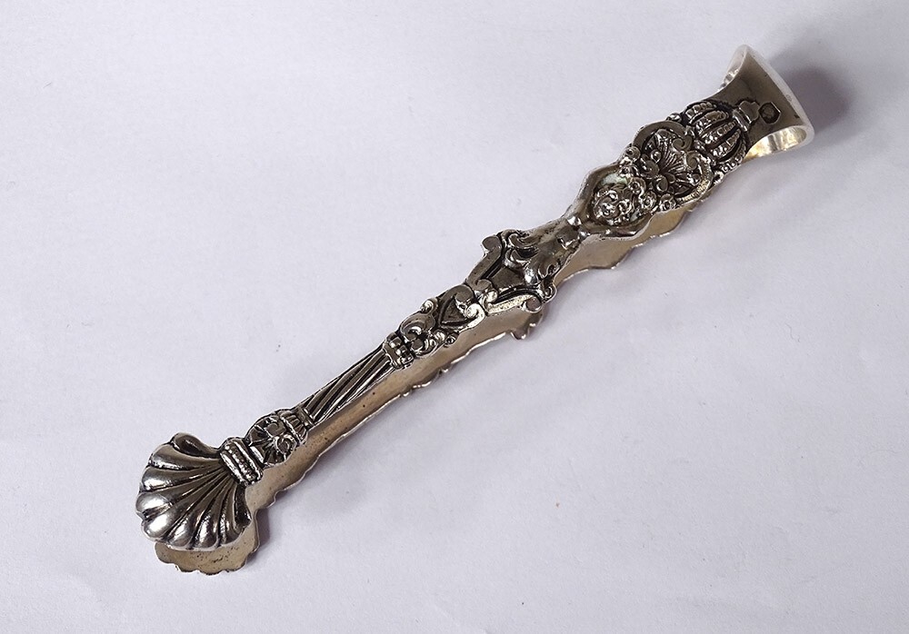 Small Sugar Tongs Solid Silver Cariatide Minerva Ernest Eschwege 20th