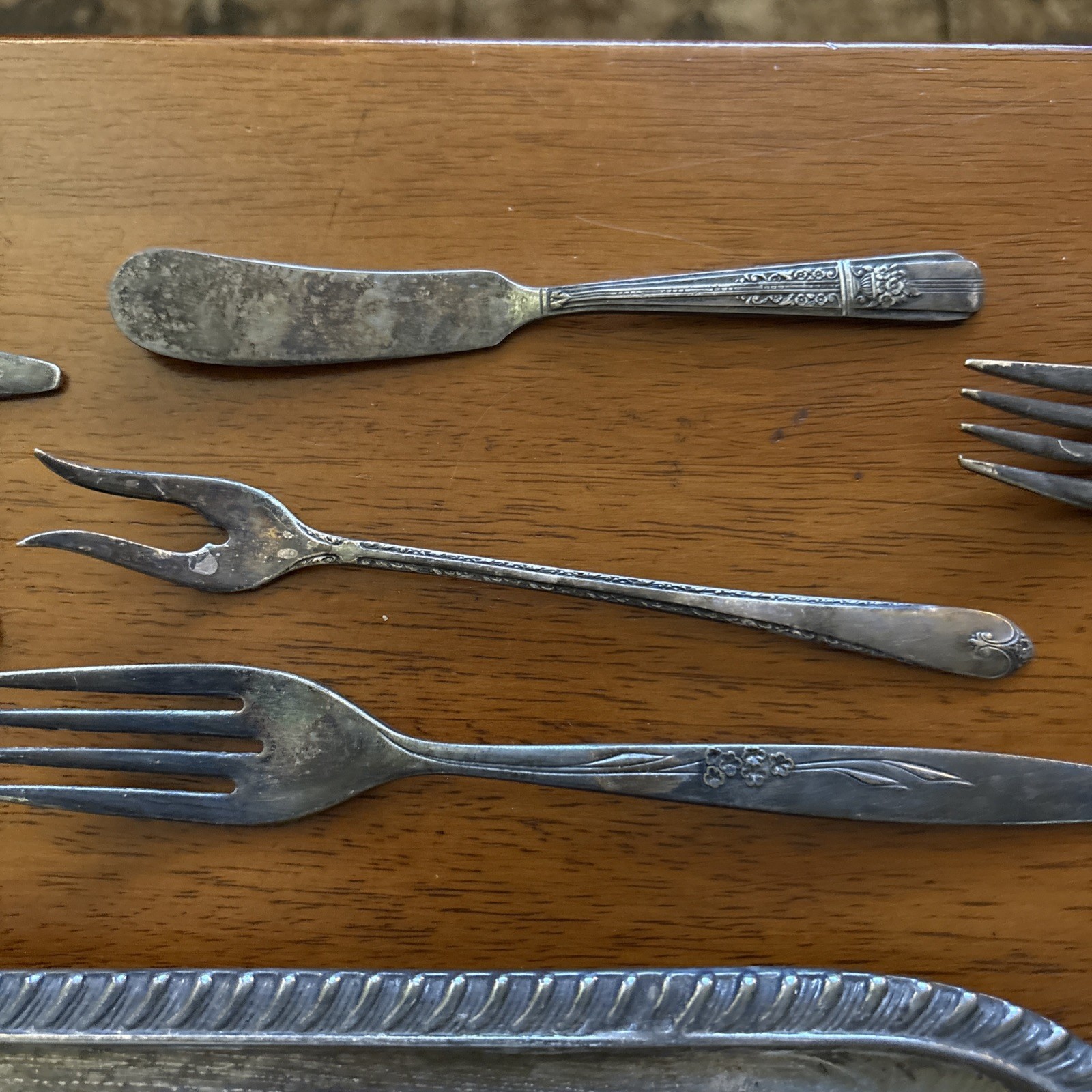 LOT ~ Vintage Silver Plated Serving Pieces Platter, tray, Flatware, cup ~ 6 lbs