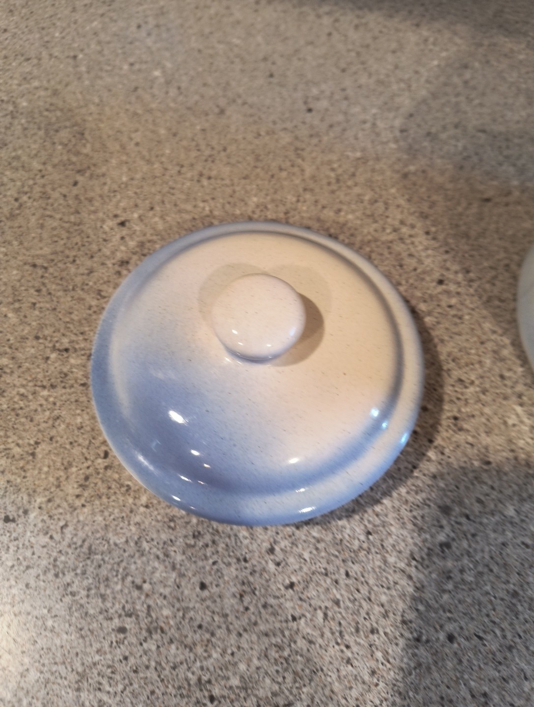 Western Stoneware Blue & White Salt Box W/Lid Crock Wall Hanging Pottery