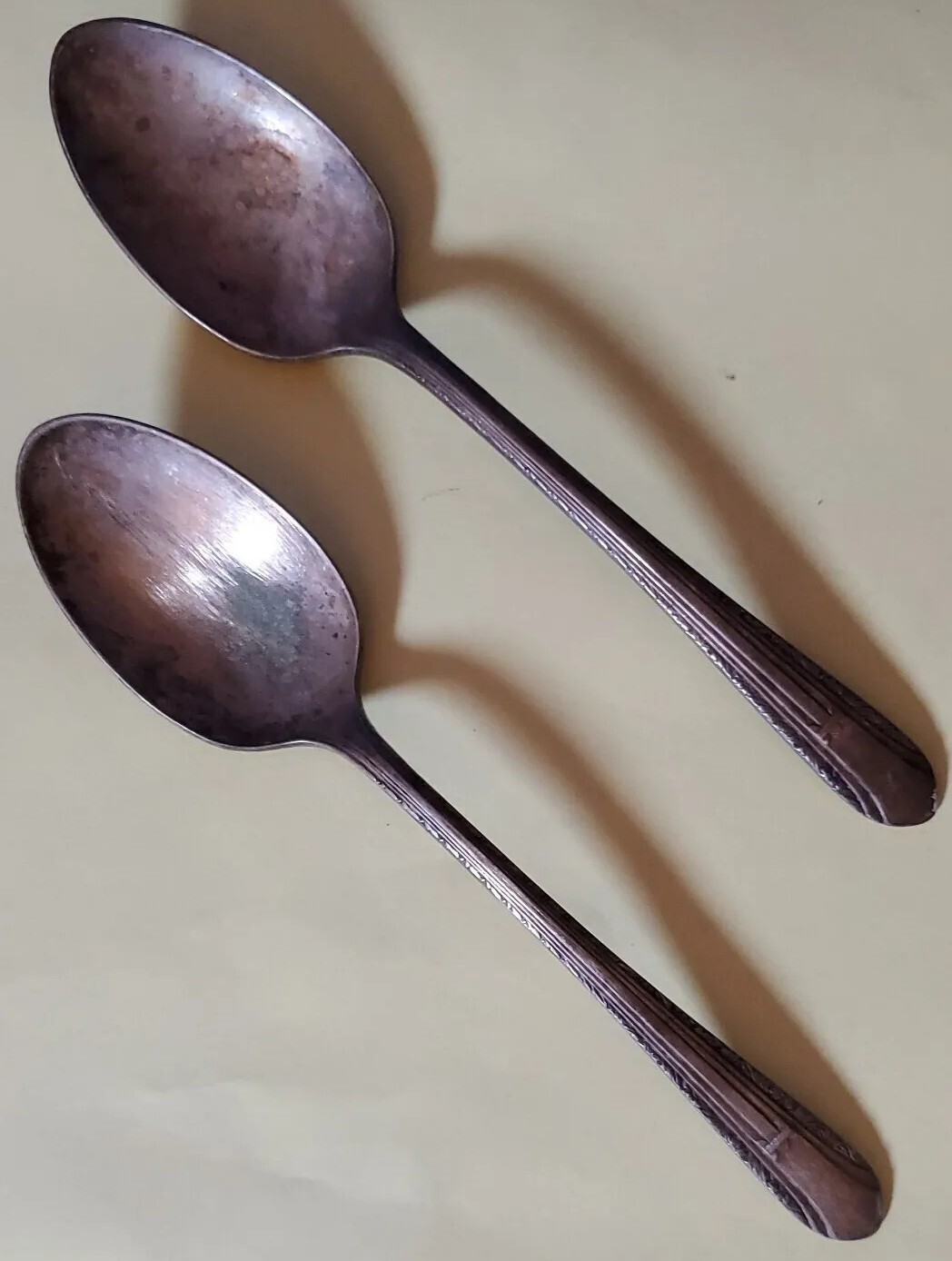 Wm Rogers International Silver Spoons Unknown Pattern Eagle & Star Symbols 2 PCS