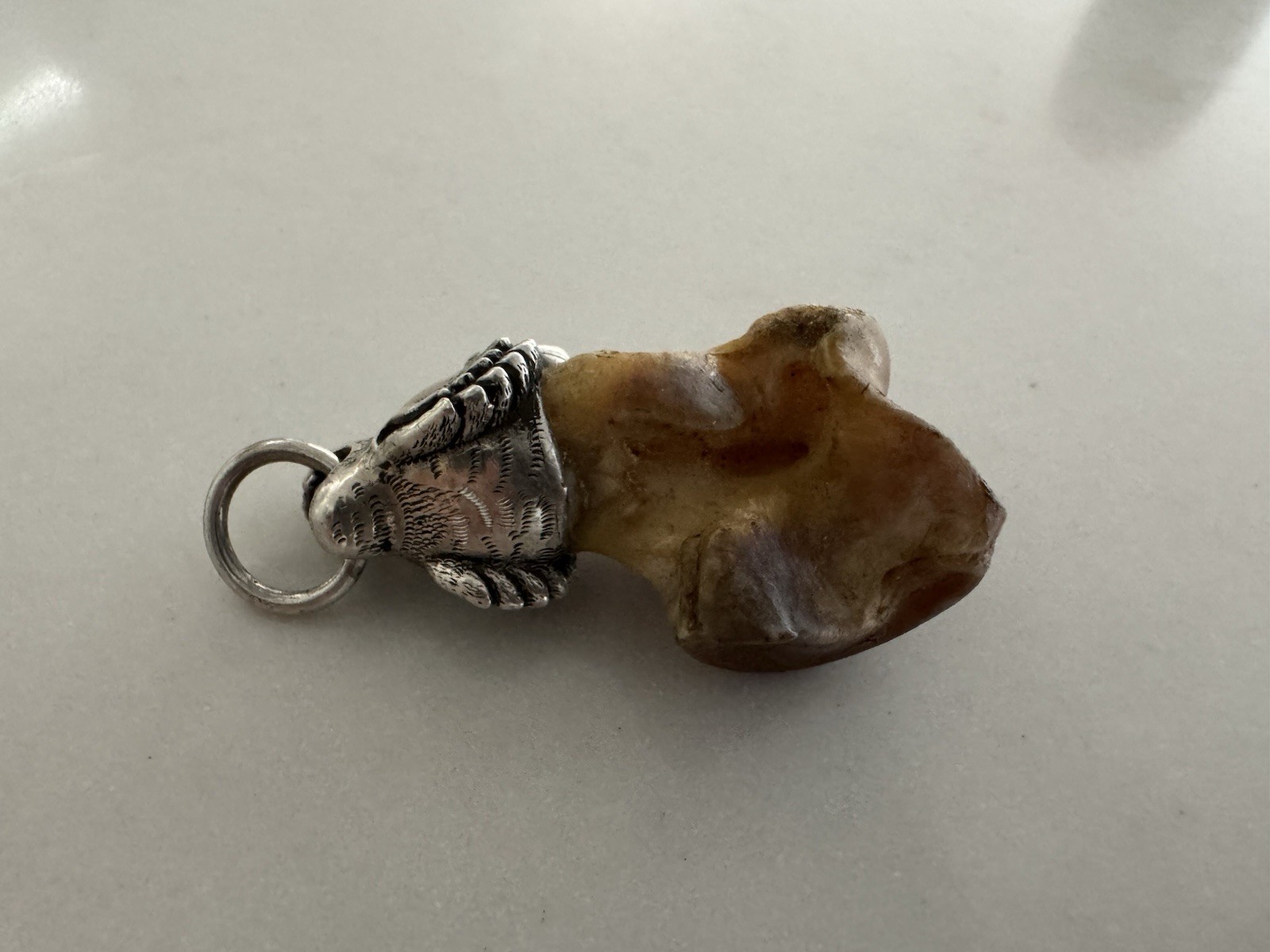 GENUINE MONGOLIAN WOLF ANKLE BONE WITH SILVER WOLF HEAD FIGURE PENDANT KEY CHAIN