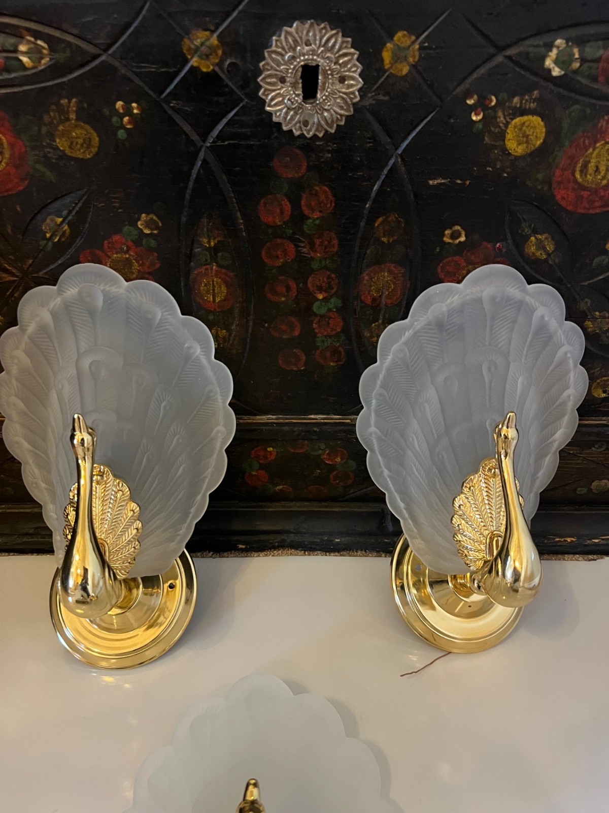 2 STUNNING FRENCH ART DECO REVIVAL PEACOCK SCONCES, BRASS W/ETCHED GLASS SHADES