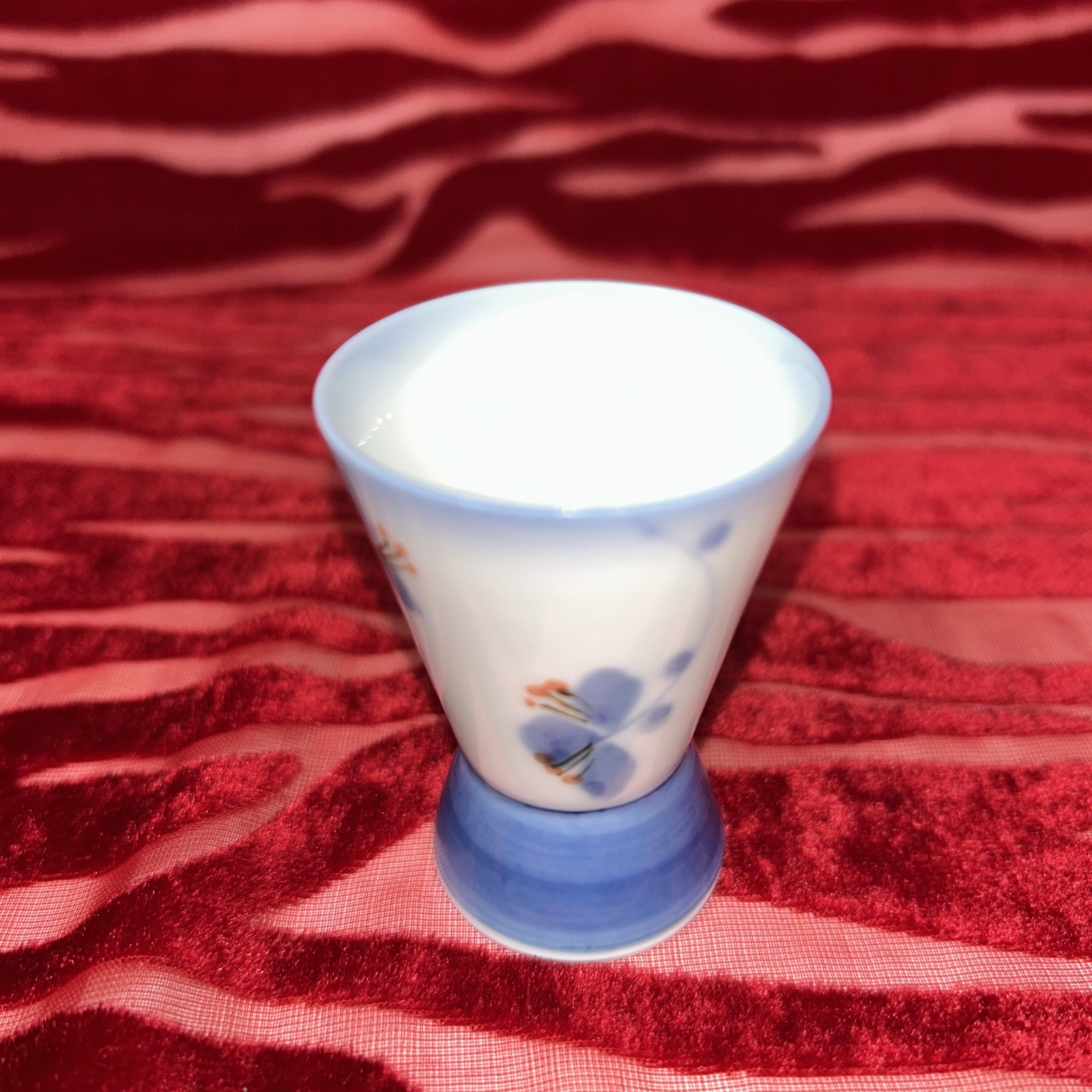 Japanese Porcelain Sake Cup Guinomi Sakazuki Vtg Blue White