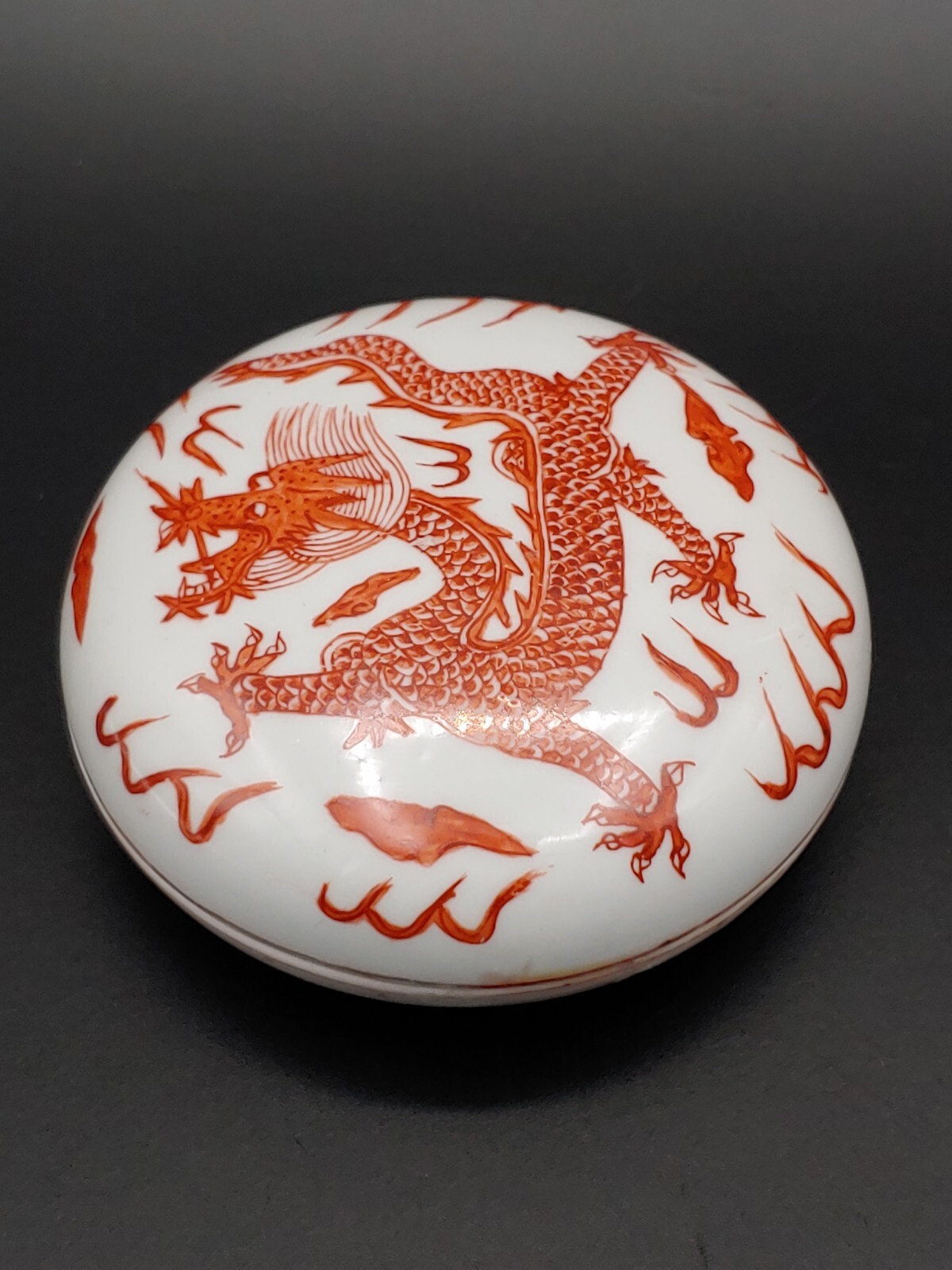 Antique Chinese Iron Red Glaze Porcelain Painted Dragon Artwork Seal Ink Pad Box