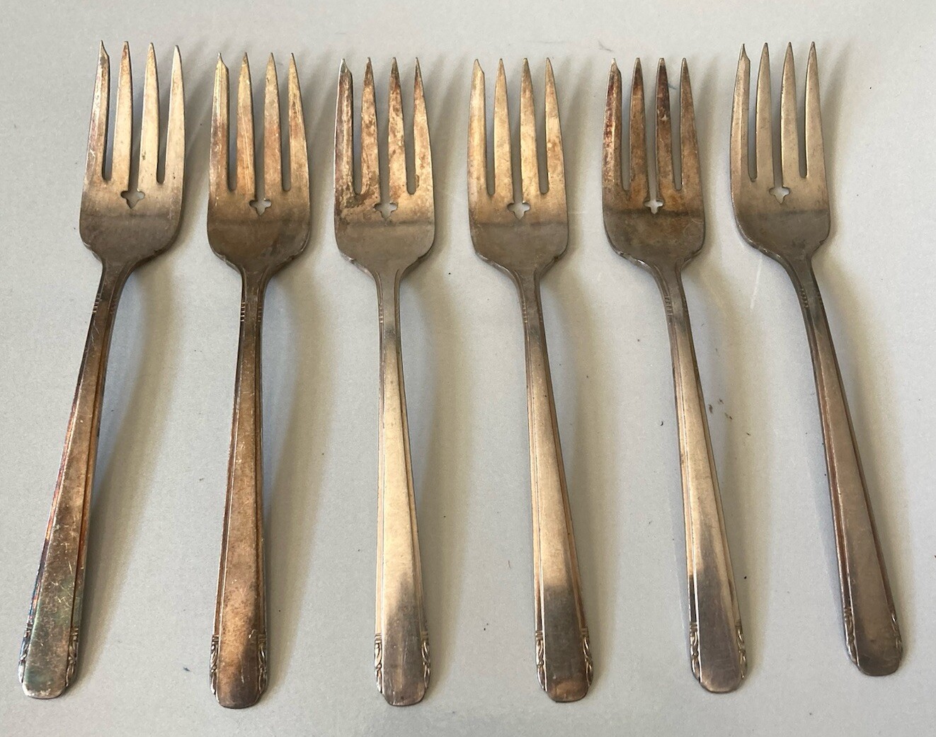 6 Tudor Plate Oneida Community Salad Forks