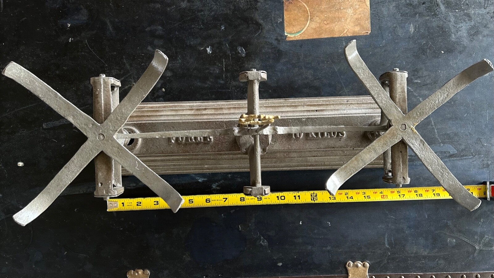 FORCE 10 KILO Balance Scale Cast Iron • Original Paint