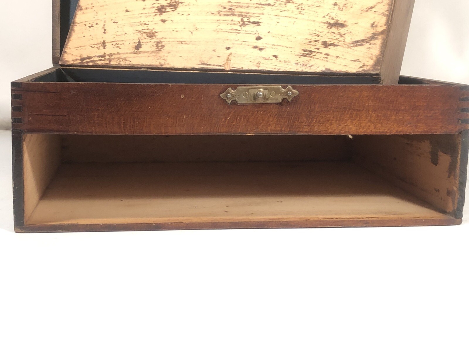 Antique Primitive Solid Wood Storage Box Writing Dovetail Corners Lid Display