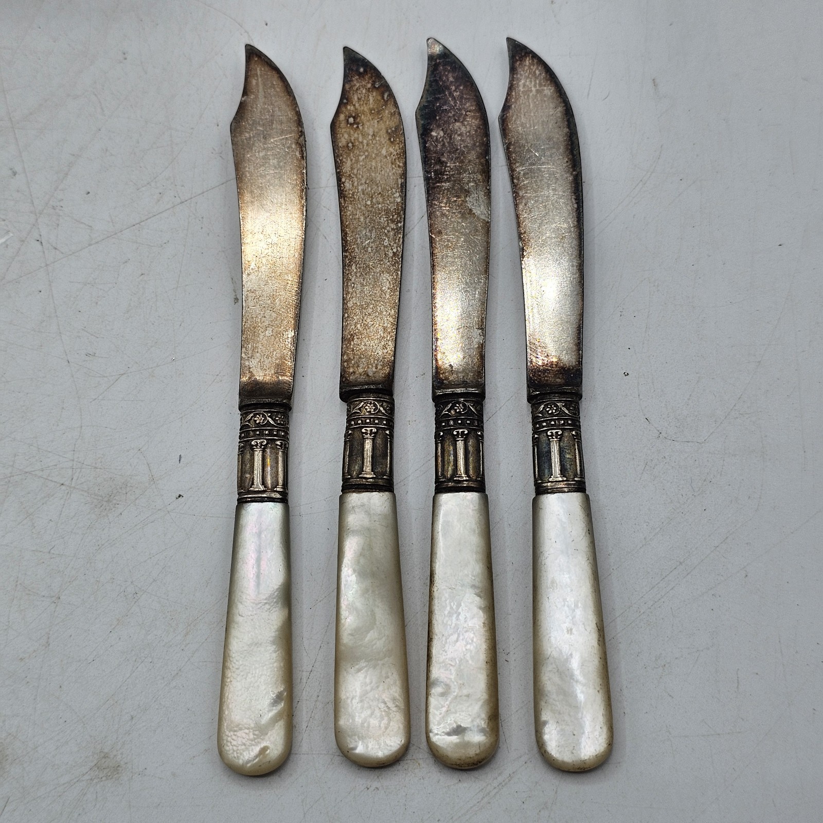 Vtg Lamson & Goodnow Antique Mother Of Pearl Sterling Dessert Knife Set of 4 USA