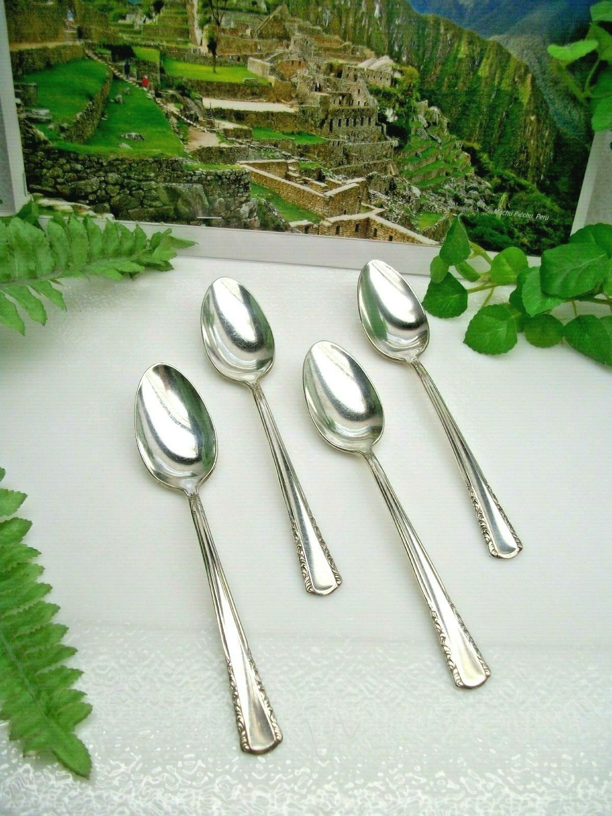 4 International Silver HOLMES & EDWARDS Silverplate MAY QUEEN Teaspoons 1951