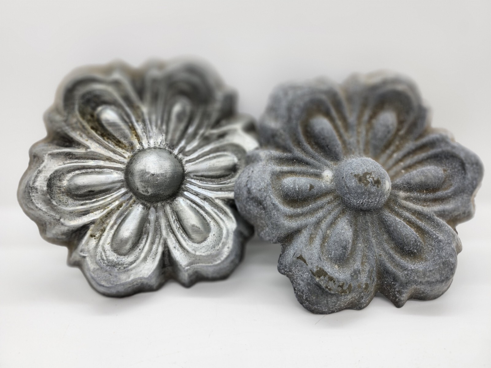 Antique Rosette Flower Medallion PAIR Embossed Architectural Salvage NOS 5″