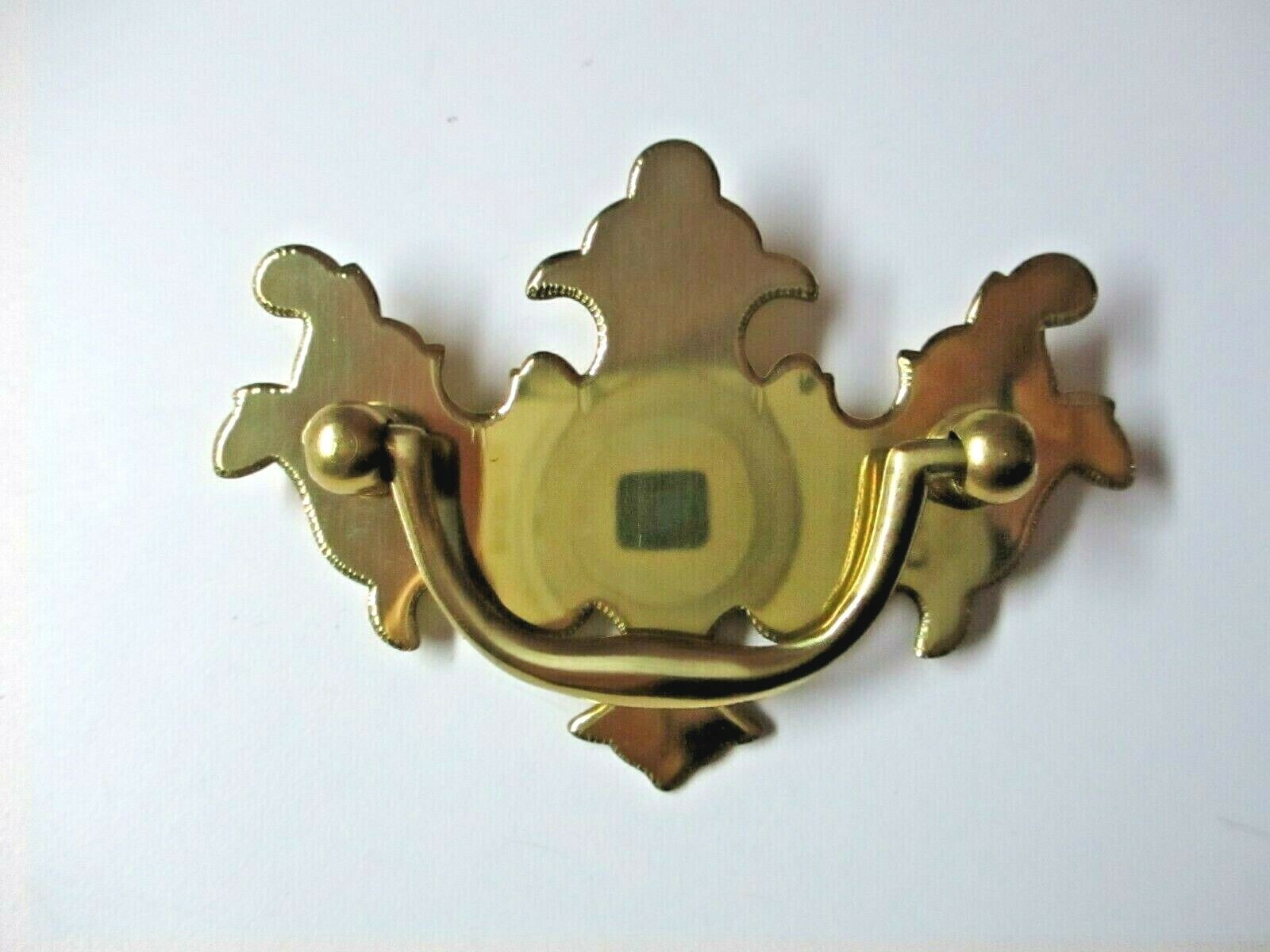 Chippendale Small Flat Drop Bail Pull Handle Bright Shiny Brass 2″ Centers 1 Vtg