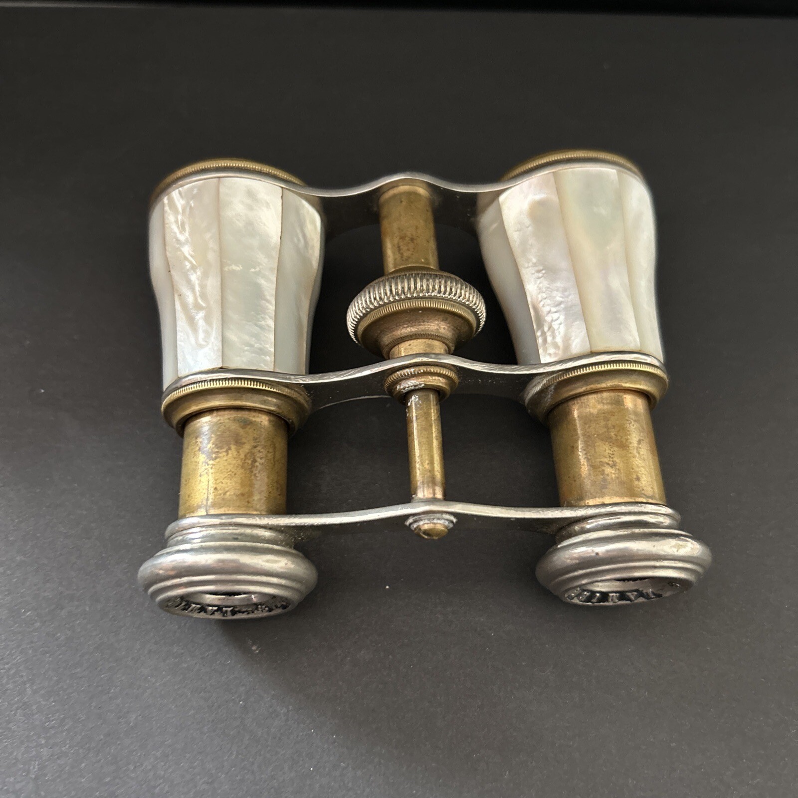 ANTIQUE LEMAIRE OPERA GLASSES BINOCULARS MOTHER OF PEARL PARIS