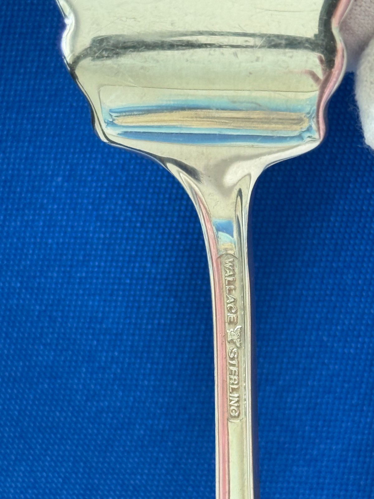 Wallace Sterling Silver Cold Meat Serving Fork, Grand Colonial, 8″ no mono, EUC