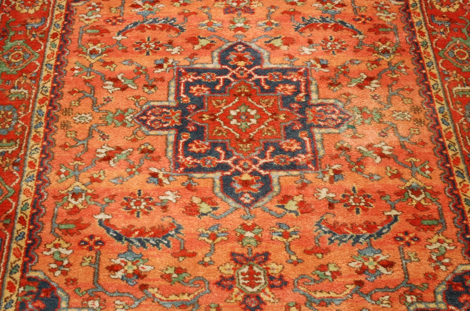 MINT AUTHENTIC AMERICAN KARASTAN MEDALLION SERAPI PATTERN #736 RUG CARPET 4.3×6