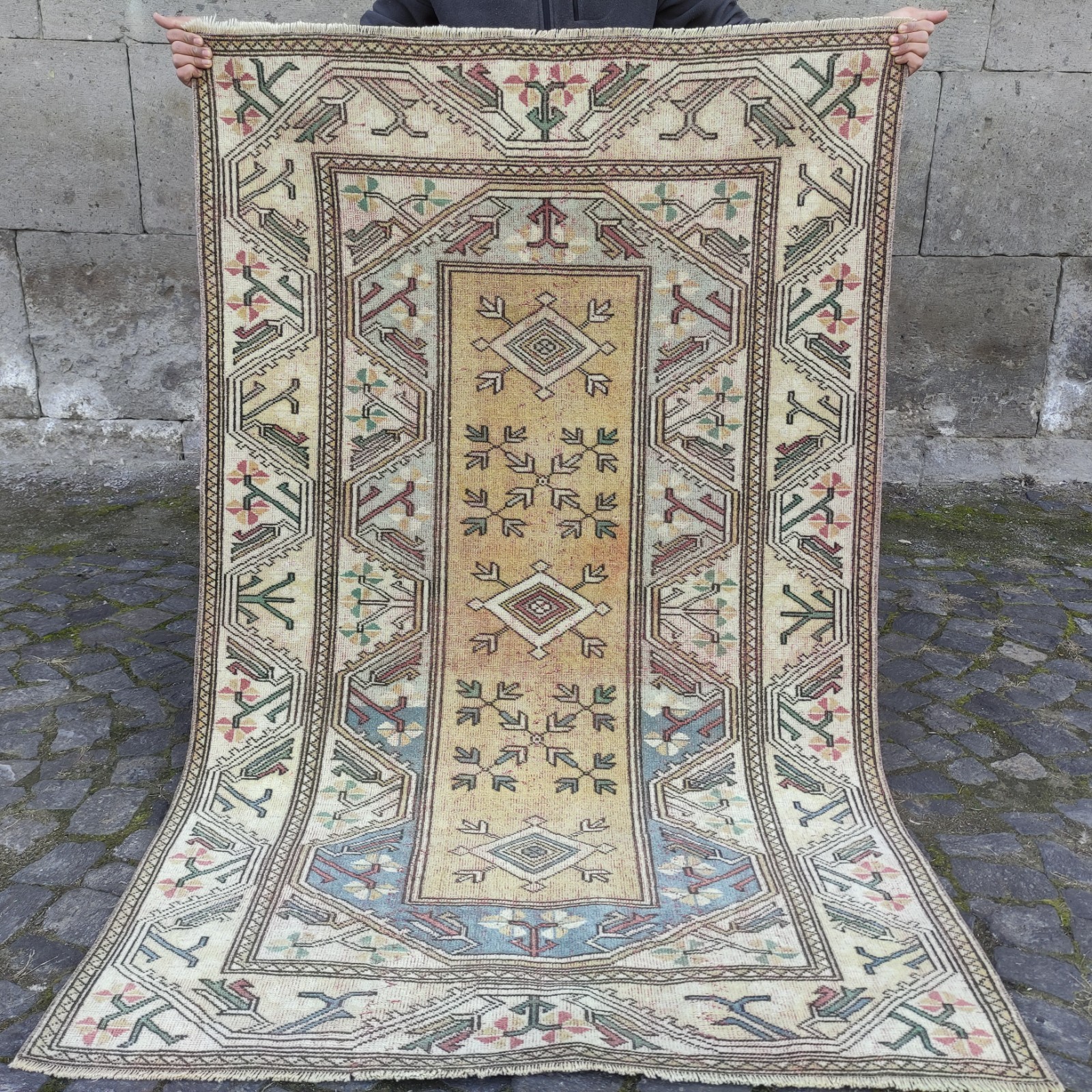 Old Milas Area Rug 3.97 x 6.36 ft , 4×6 Handmade Wool Rug 121 x 194 cm