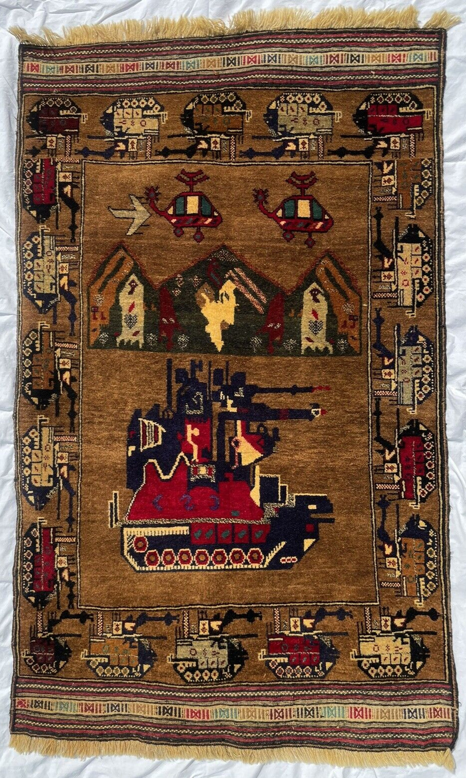 Vintage Afghan Hand Knotted Pictorial War Rug Baluchi/Beluch (3’x5′)