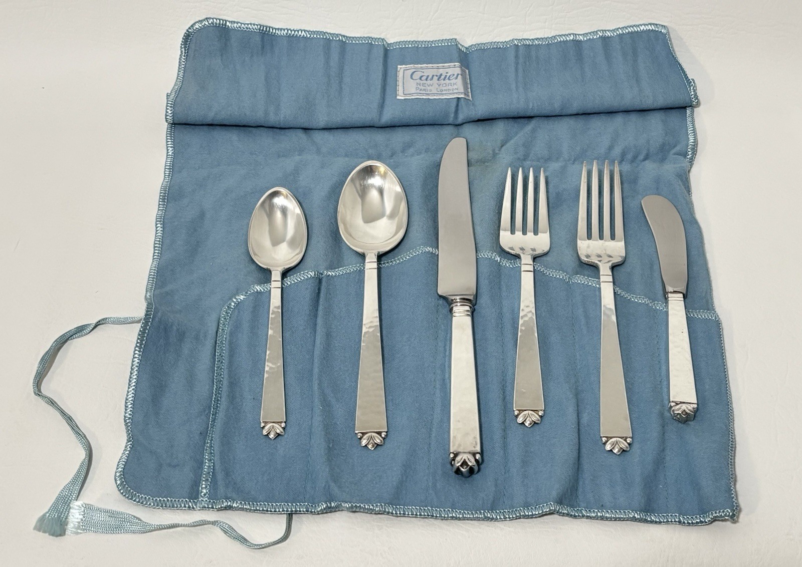 Cartier Old Newbury Crafters Oak Leaf Hand Wrought Sterling 6 Pc Place Setting