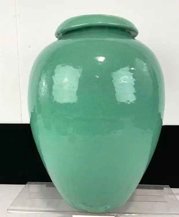 Large Antique 19thC Apple Green Chinese Folded Rim Glaze Ovoid Vase 16″