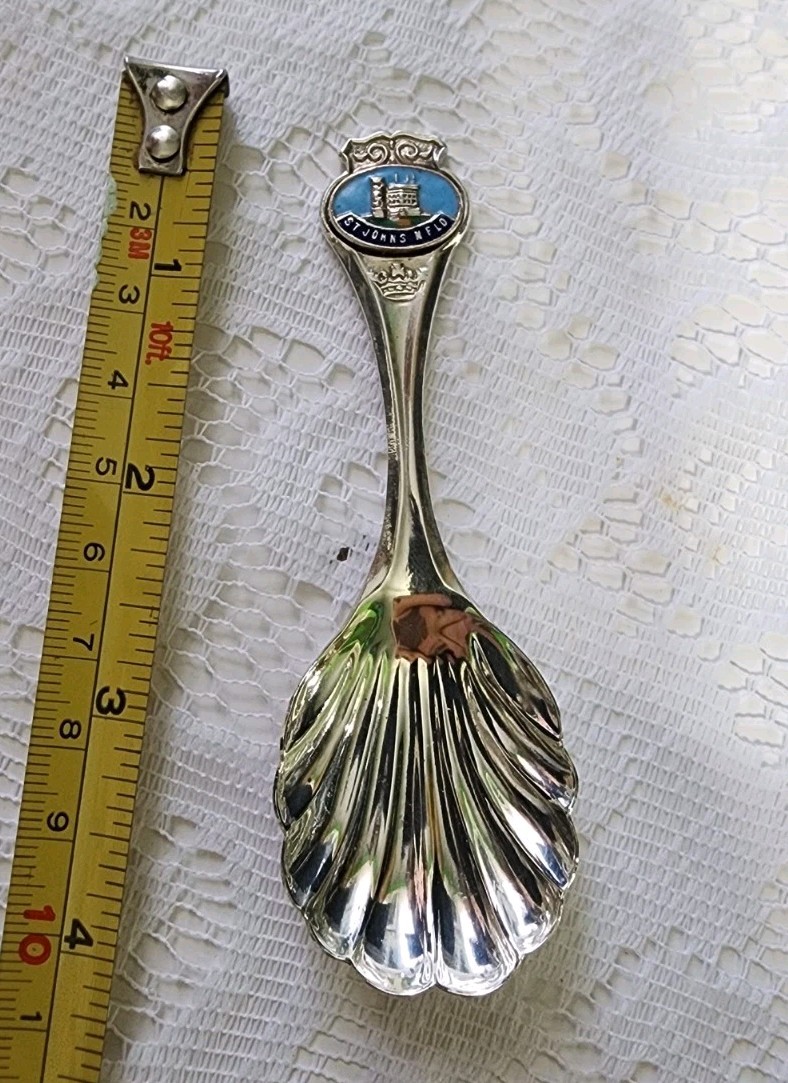 😎 EXQUISITE E.P.N.S. ST JOHNS NEWFOUNDLAND VTG SOUVENIR SHELL BON BON SPOON🍬