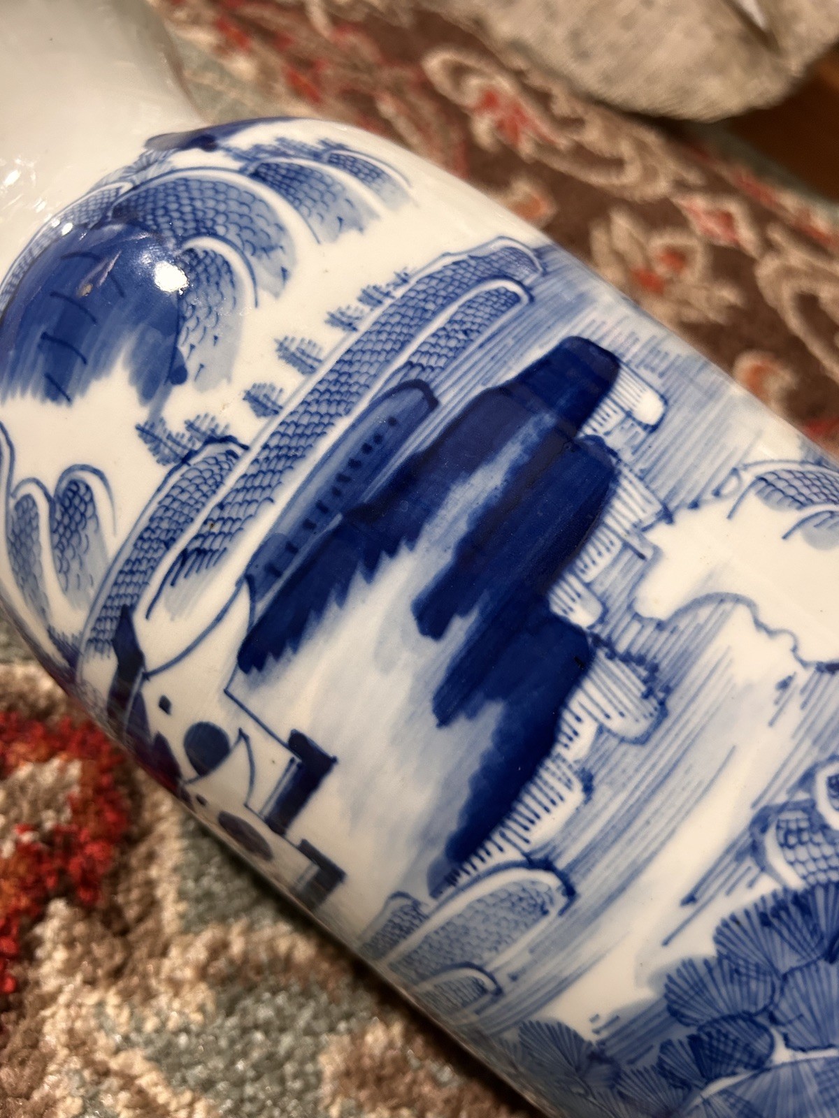 Rare Qing dynasty Shunzhi period Blue and White Mountain Landscape Vase
