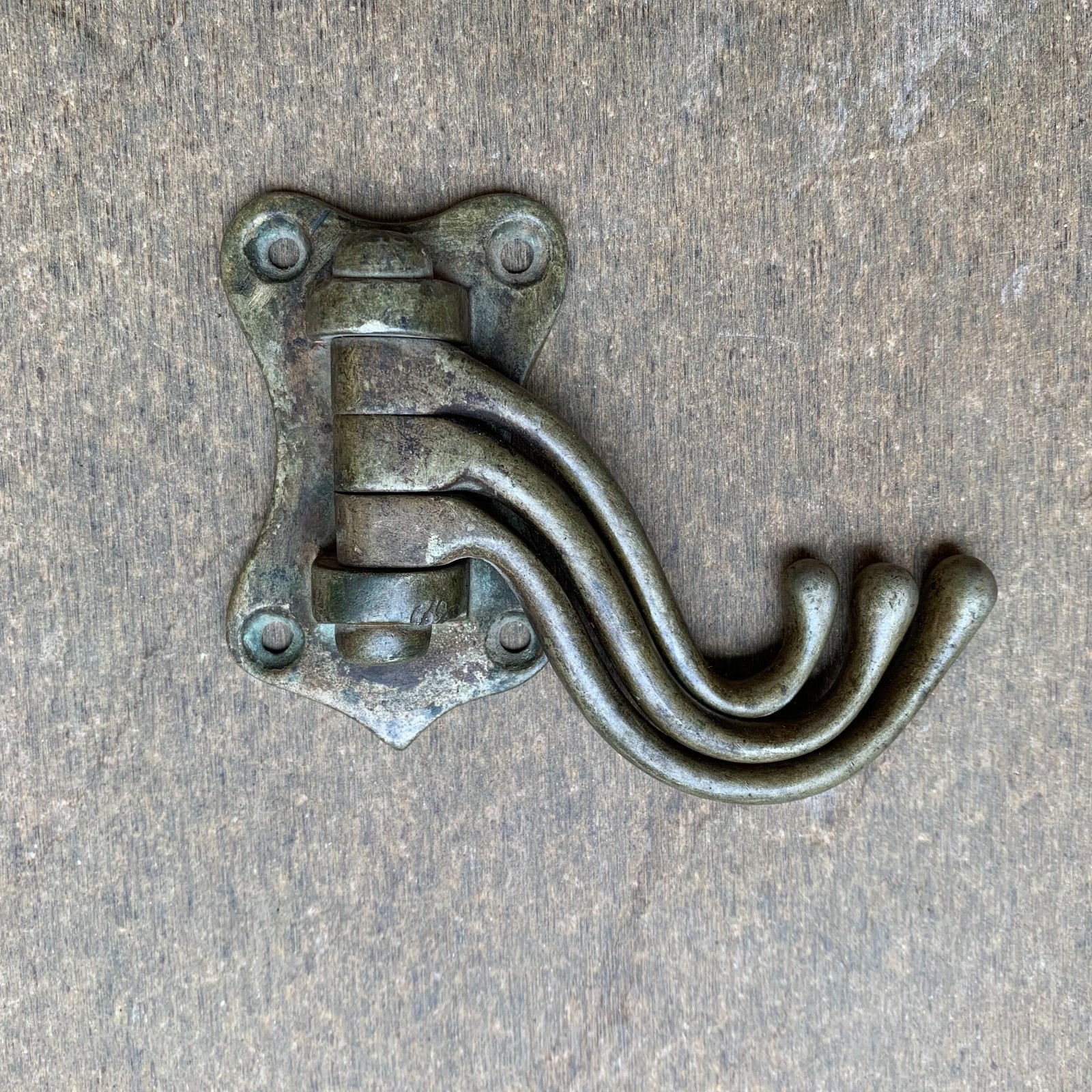 Antique Brass 3-in-1 folding Wall Hook Hanger Vintage Swivel Coat Hat Towel Rack