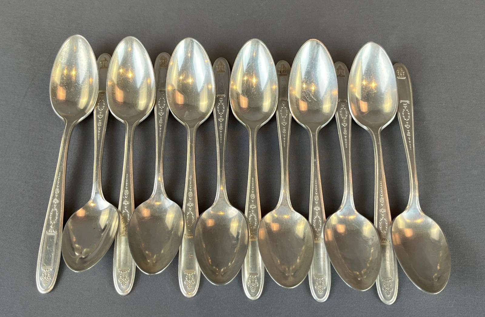 41 Pc Partial Oneida GROSVENOR Flatware Set No Mono: EUC