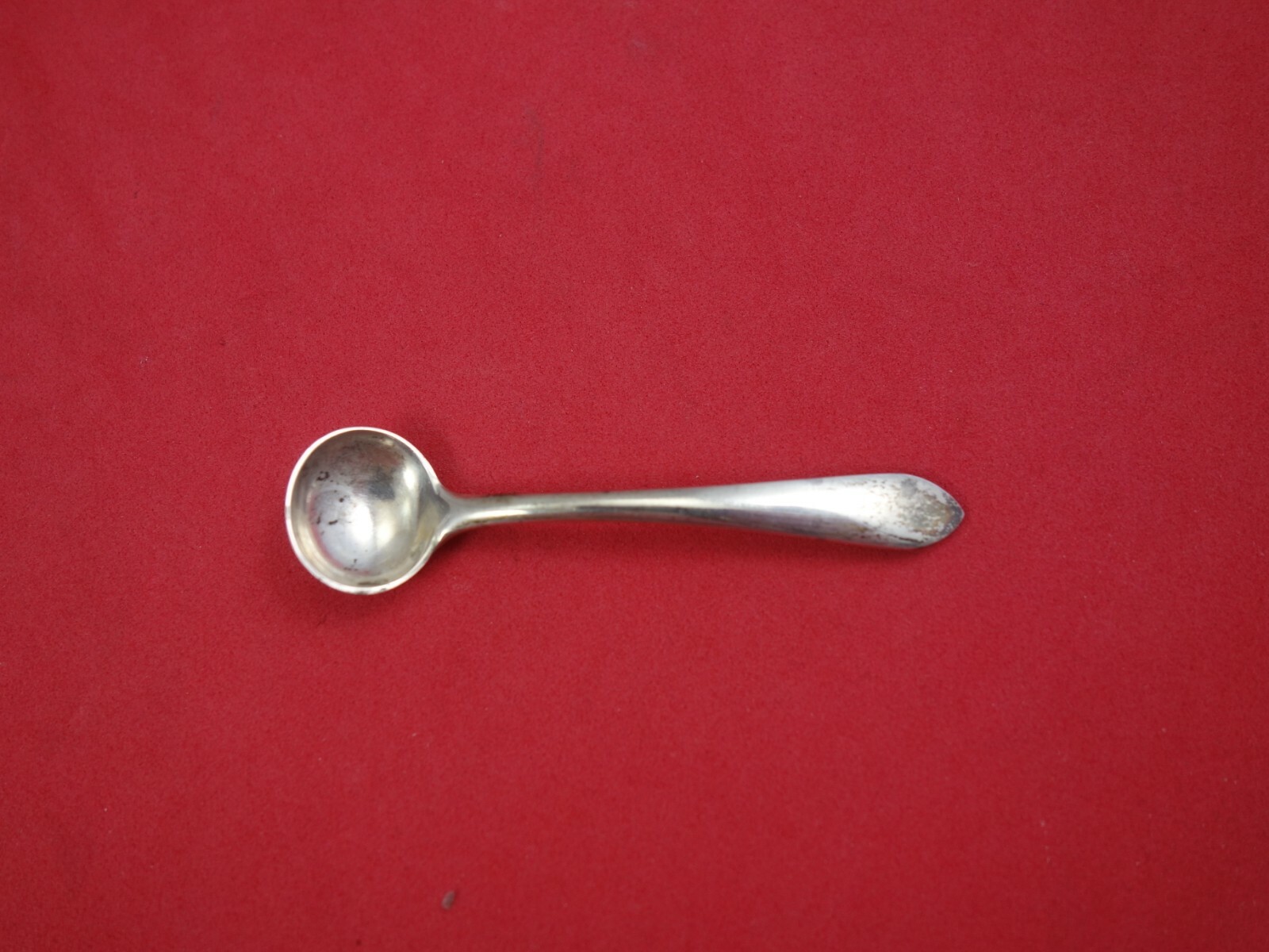 Wadefield by Kirk-Stieff Sterling Silver Salt Spoon 2 3/8″