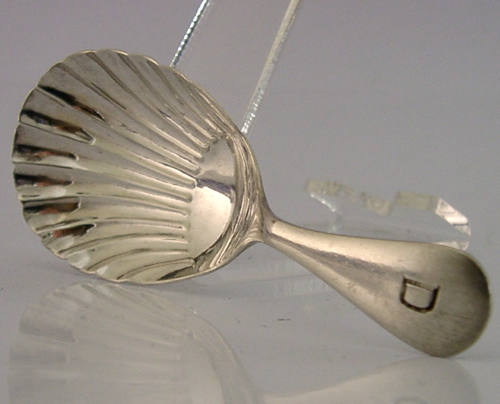 ENGLISH STERLING SILVER TEA CADDY SPOON 1920 ANTIQUE